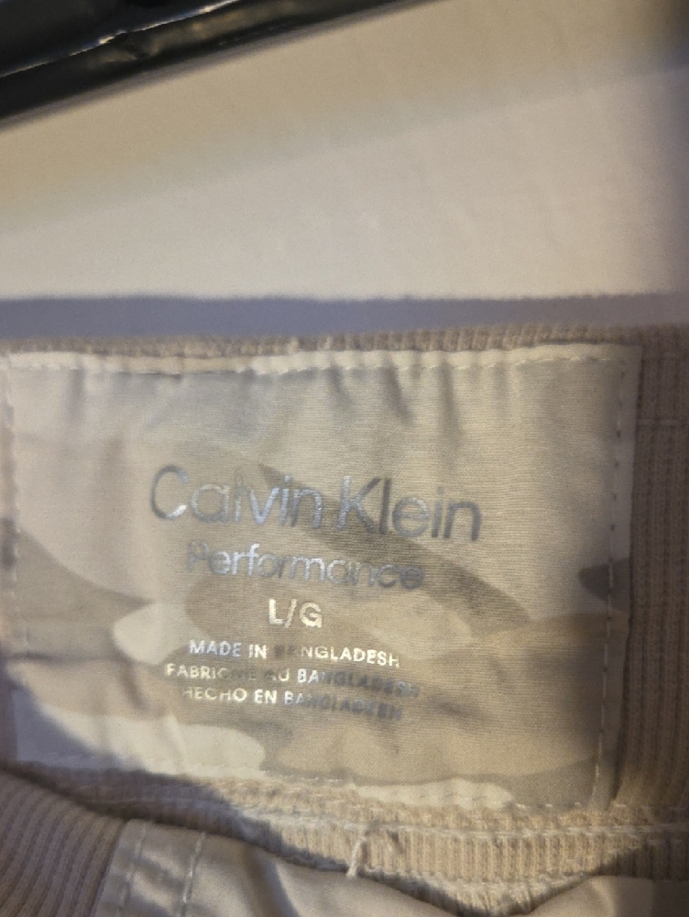 Calvin Klein Neutral Beige Camo Cropped Cargo Pants - Picture 2 of 7